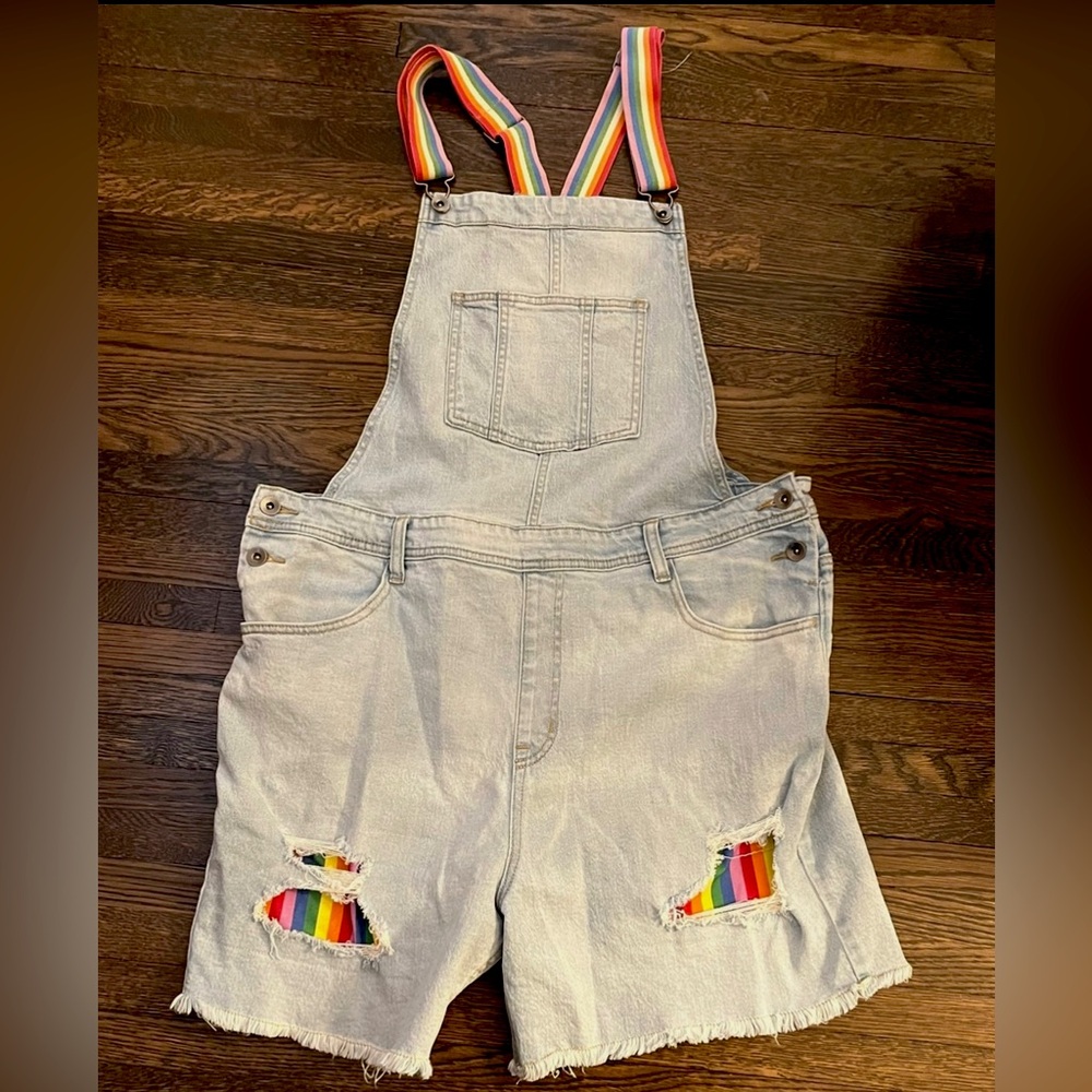 Pride short overalls size L. Light distressing with rainbow pattern accents. NEW